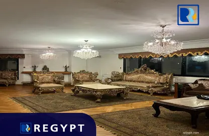 Apartment - 4 Bedrooms - 3 Bathrooms for sale in Sarayat Al Maadi - Hay El Maadi - Cairo