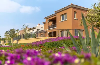 Villa - 3 Bedrooms - 3 Bathrooms for sale in Mivida - 5th Settlement Compounds - The 5th Settlement - New Cairo City - Cairo