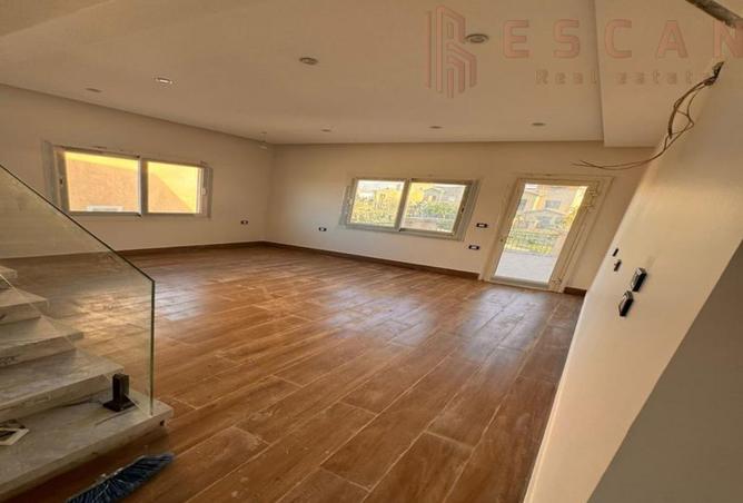 8386043 - Property Image 3