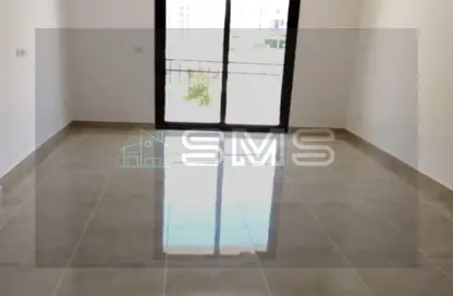 Apartment - 3 Bedrooms - 3 Bathrooms for rent in Villa Square - Fifth Square - The 5th Settlement - New Cairo City - Cairo