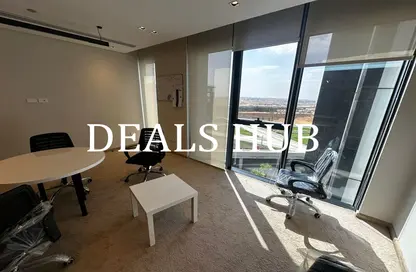 Office Space - Studio - 1 Bathroom for rent in Hyde Park Business District Mall - South Teseen St. - The 5th Settlement - New Cairo City - Cairo