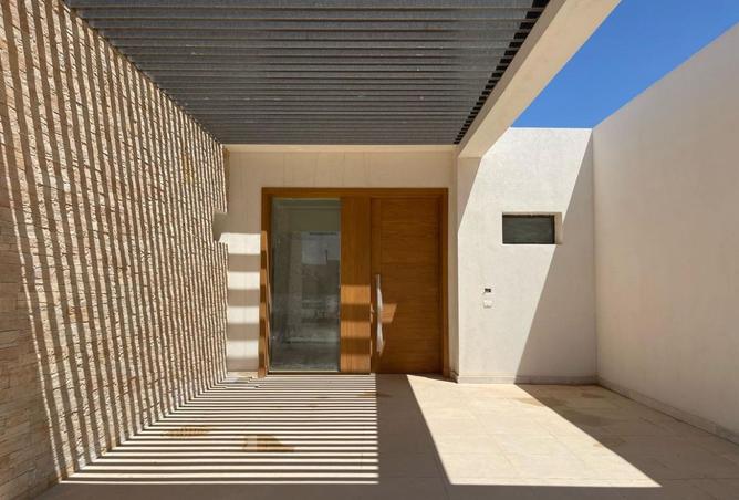 8271463 - Property Image 2