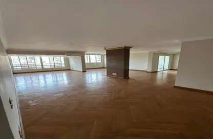 Apartment - 3 Bedrooms - 4 Bathrooms for rent in Gaber Ibn Hayan St. - Dokki - Giza Apartment - 3 Bedrooms - 4 Bathrooms for rent in Gaber Ibn Hayan St. - Dokki - Giza