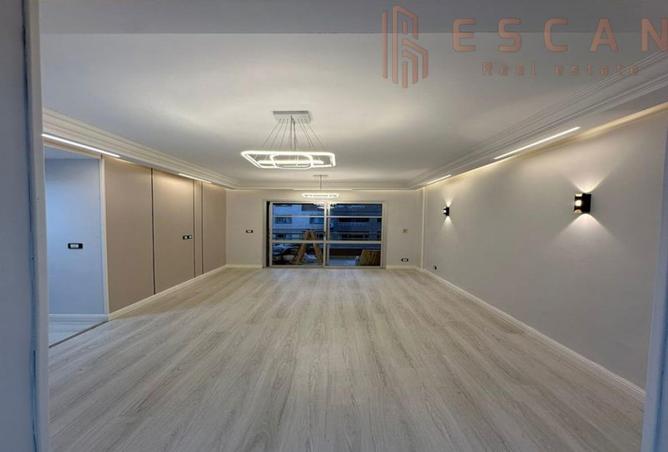 8094402 - Property Main Image