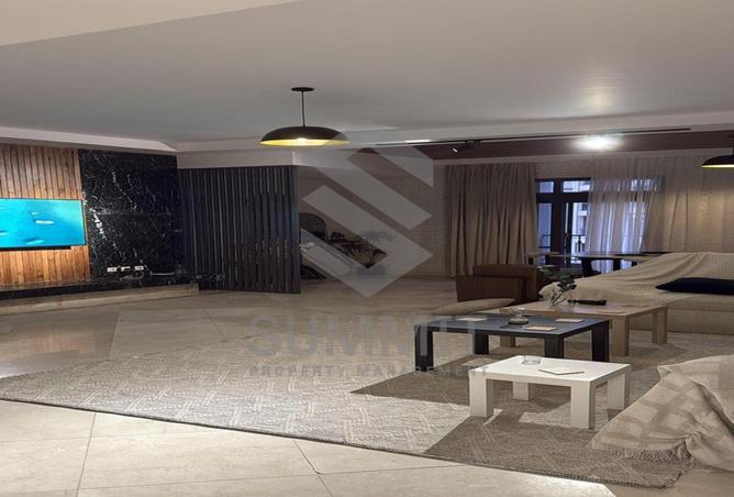 8066273 - Property Image 2