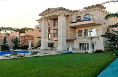 Villa - 5 Bedrooms - 4 Bathrooms for sale in Stei8ht - The 1st Settlement - New Cairo City - Cairo