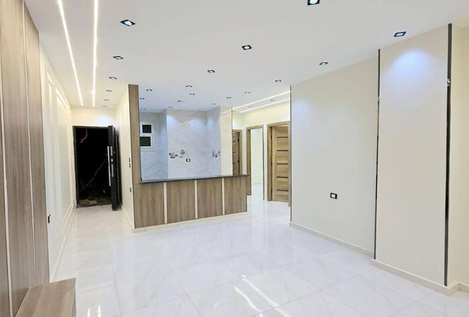 8427412 - Property Image 3