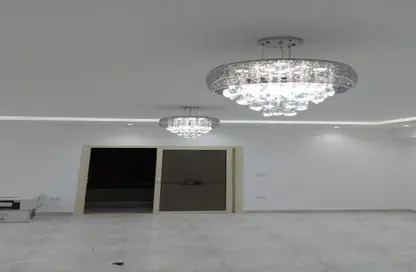 Apartment - 3 Bedrooms - 3 Bathrooms for sale in 2 and 2 - Al Andalus District - New Cairo City - Cairo