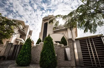 فيلا - 4 غرف نوم - 3 حمامات للبيع في جولدن هايتس - المستثمرين الشمالية - مدينة القاهرة الجديدة - القاهرة