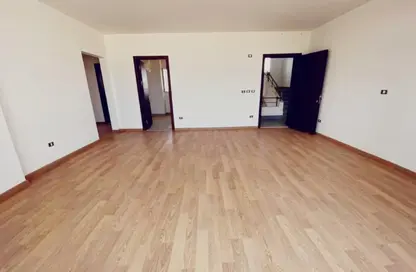 Apartment - 3 Bedrooms - 3 Bathrooms for sale in Kayan - Sheikh Zayed Compounds - Sheikh Zayed City - Giza