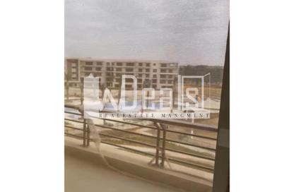Apartment - 2 Bedrooms - 2 Bathrooms for sale in Uptown Cairo Road - Al Abageyah - El Khalifa - Cairo