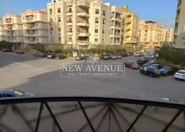 Apartment - 2 Bedrooms - 2 Bathrooms for sale in Abdel Rahman Al Sharkawy St. - El Banafseg 9 - El Banafseg - New Cairo City - Cairo