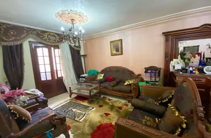 Apartment - 3 Bedrooms - 1 Bathroom for sale in Seyouf - Hay Sharq - Alexandria Apartment - 3 Bedrooms - 1 Bathroom for sale in Seyouf - Hay Sharq - Alexandria