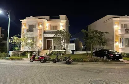 Townhouse - 4 Bedrooms - 3 Bathrooms for sale in Mountain View iCity October - 6 October Compounds - 6 October City - Giza
