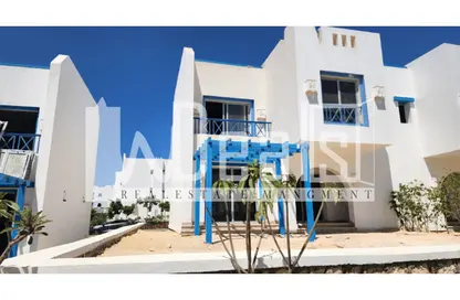 Twin House - 3 Bedrooms - 4 Bathrooms for sale in Mountain View - Ras Al Hekma - North Coast