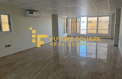 Office Space - Studio - 1 Bathroom for rent in 50th Street - Zahraa El Maadi - Hay El Maadi - Cairo