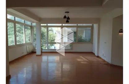 شقة - 2 غرف نوم - 2 حمامات للايجار في شارع محمد مظهر - الزمالك - القاهرة