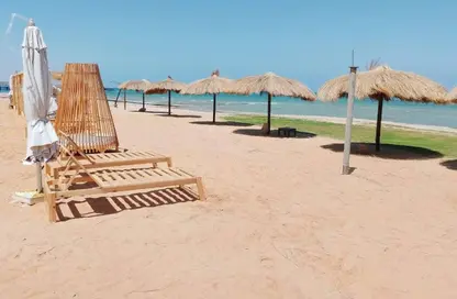 شاليه - 2 غرف نوم - 1 حمام للبيع في فينيسيا بنت السلطان - العين السخنة - السويس