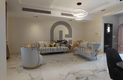 Townhouse - 3 Bedrooms - 4 Bathrooms for rent in Garden Residence - New Cairo City - Cairo