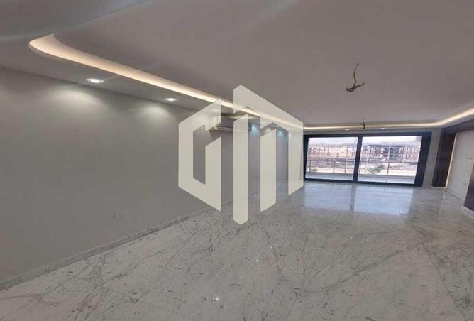8028161 - Property Image 3