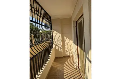 Apartment - 3 Bedrooms - 2 Bathrooms for sale in Al Founoun St. - 9th District - Obour City - Qalyubia
