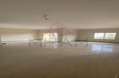 Apartment - 3 Bedrooms - 2 Bathrooms for rent in Area D - Ganoob El Acadimia - New Cairo City - Cairo