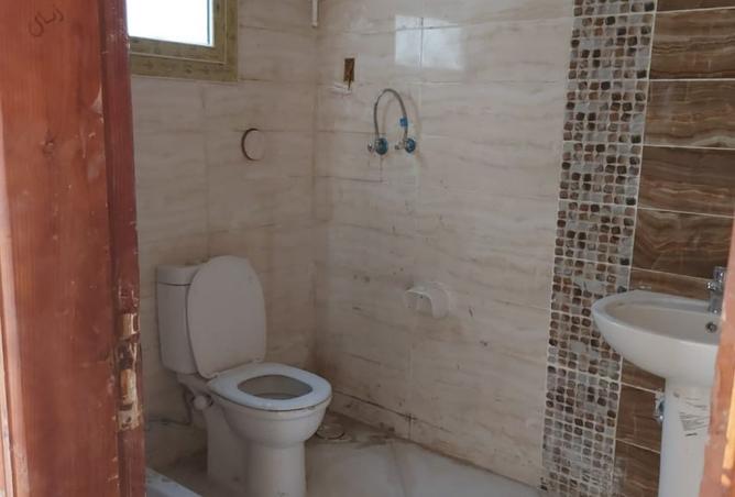 8271404 - Property Image 2