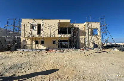 Chalet - 2 Bedrooms - 2 Bathrooms for sale in Direction White - Ras Al Hekma - North Coast