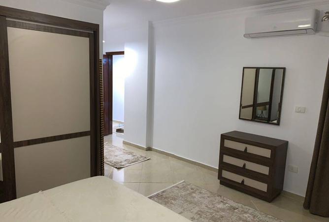 8472993 - Property Image 2