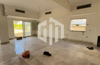 فيلا - 3 غرف نوم - 4 حمامات للايجار في ارورا - اب تاون كايرو - المقطم - القاهرة