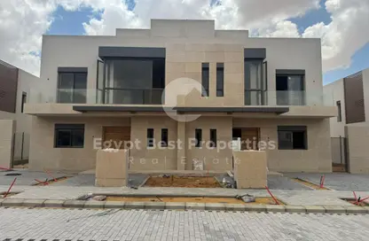 منزل مزدوج - 4 غرف نوم - 4 حمامات للبيع في الكارما جيتس - مدينة زايد الجديدة - الشيخ زايد - الجيزة
