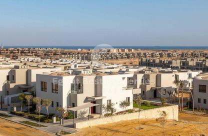 Villa - 5 Bedrooms - 6 Bathrooms for sale in Azha North - Ras Al Hekma - North Coast