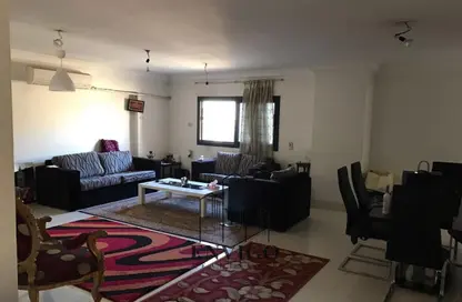 Apartment - 3 Bedrooms - 1 Bathroom for sale in Mostafa Al Nahas St. - 6th Zone - Nasr City - Cairo