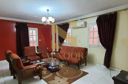 Apartment - 2 Bedrooms - 1 Bathroom for rent in Central St. - 1st District - 6 October City - Giza