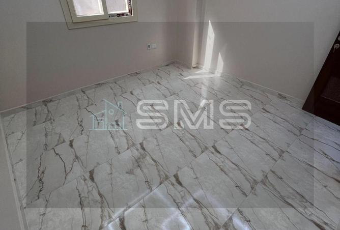 8181109 - Property Image 2