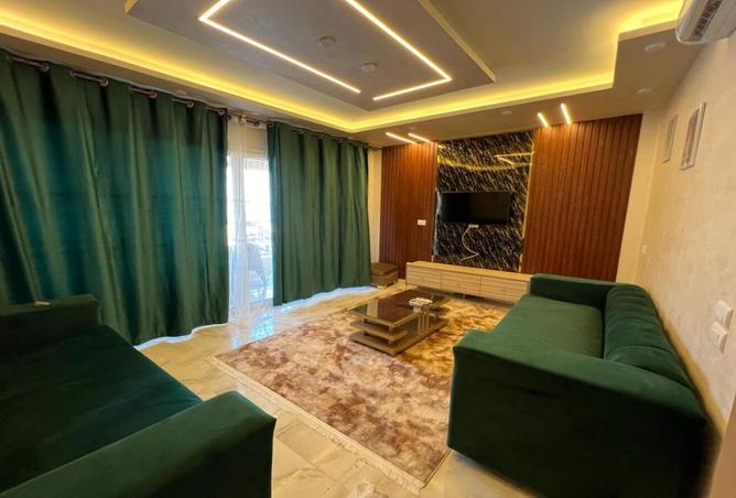 8009332 - Property Image 3