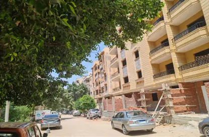 شقة - 2 غرف نوم - 2 حمامات للبيع في البوابة الثانية - احمس - حدائق الاهرام - الجيزة