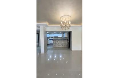 Apartment - 2 Bedrooms - 2 Bathrooms for sale in Al Khamayel city - Sheikh Zayed Compounds - Sheikh Zayed City - Giza