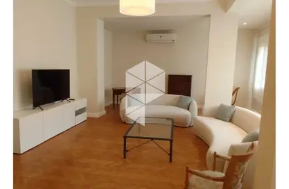 Apartment - 2 Bedrooms - 2 Bathrooms for rent in El Gezirah St. - Zamalek - Cairo