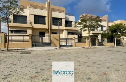 Twin House - 4 Bedrooms - 4 Bathrooms for sale in Alma - 2nd District - Sheikh Zayed City - Giza