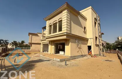 Villa - 4 Bedrooms - 5 Bathrooms for sale in Madinaty - Cairo