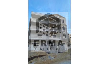 Apartment - 2 Bedrooms - 2 Bathrooms for sale in Bait Alwatan - The 5th Settlement - New Cairo City - Cairo