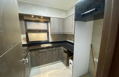 شقة - 3 غرف نوم - 2 حمامات للايجار في مون ريزيدنس - فيفث سكوير - التجمع الخامس - مدينة القاهرة الجديدة - القاهرة