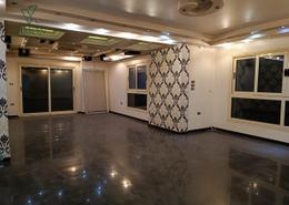 Apartment - 4 bedrooms for للبيع in Zezenia - Hay Sharq - Alexandria