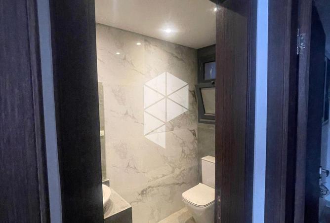 8401600 - Property Image 3