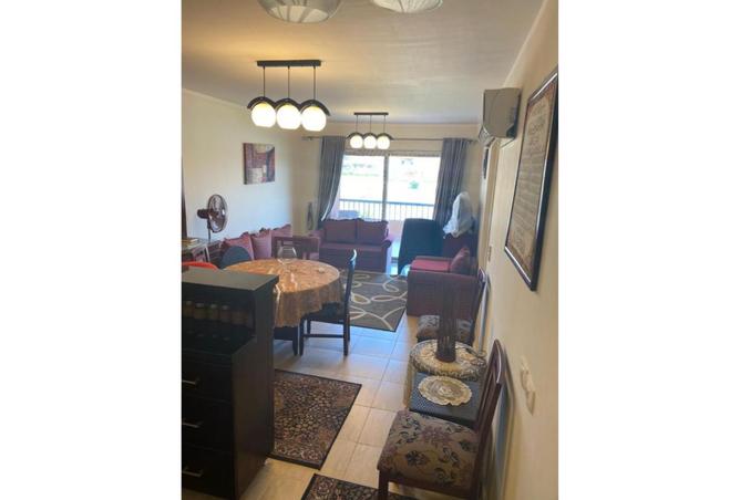 8181004 - Property Image 2