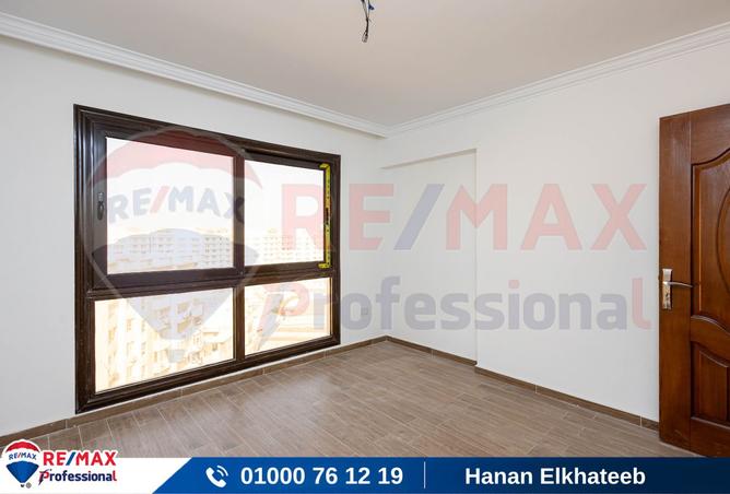 8270317 - Property Image 3