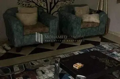 Apartment - 3 Bedrooms - 1 Bathroom for sale in Street 10 - 11th District - Sheikh Zayed City - Giza