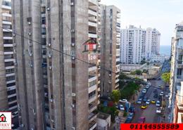 شقة - 3 غرف نوم - 4 حمامات for للبيع in شارع المعسكر الرومانى - رشدي - حي شرق - الاسكندرية