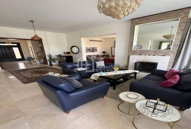 8374105 - Property Image 2